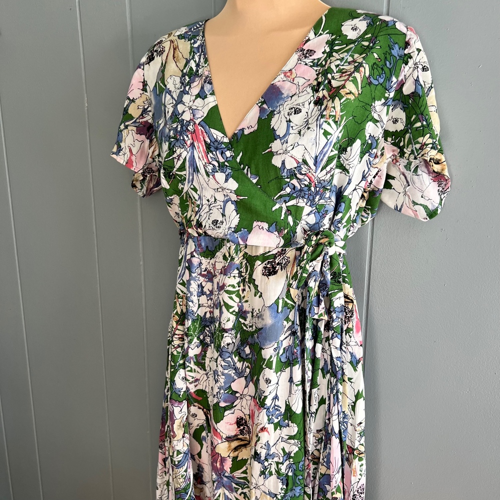 Floral Wrap Midi Dress Green Short Sleeve V-Neck Boho Garden Party Casual‎ Small